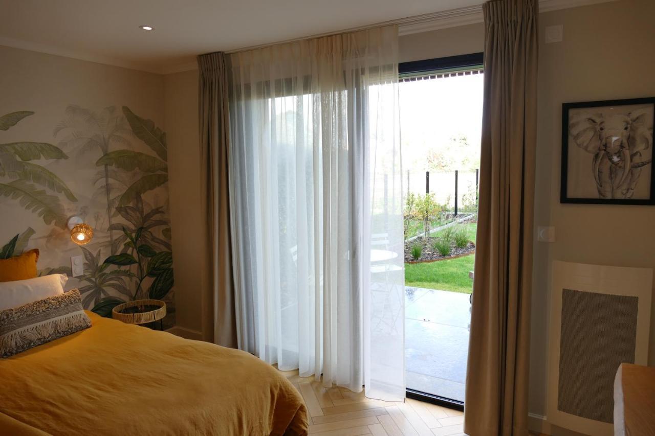 Les Agapanthes Bed & Breakfast Camphin-en-Pevele Exterior foto